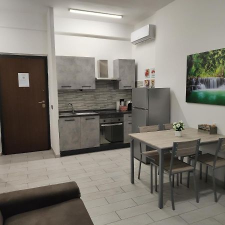 Casa Trezza Apartment Латина Екстериор снимка